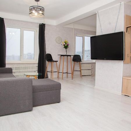 2 Rooms Luxury Apartment On Shkilna 34 Street Zaporizhia Luaran gambar