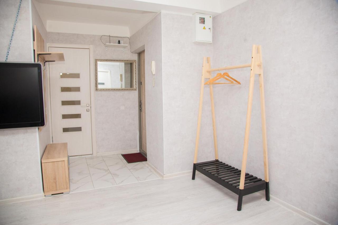 2 Rooms Luxury Apartment On Shkilna 34 Street Zaporizhia Luaran gambar