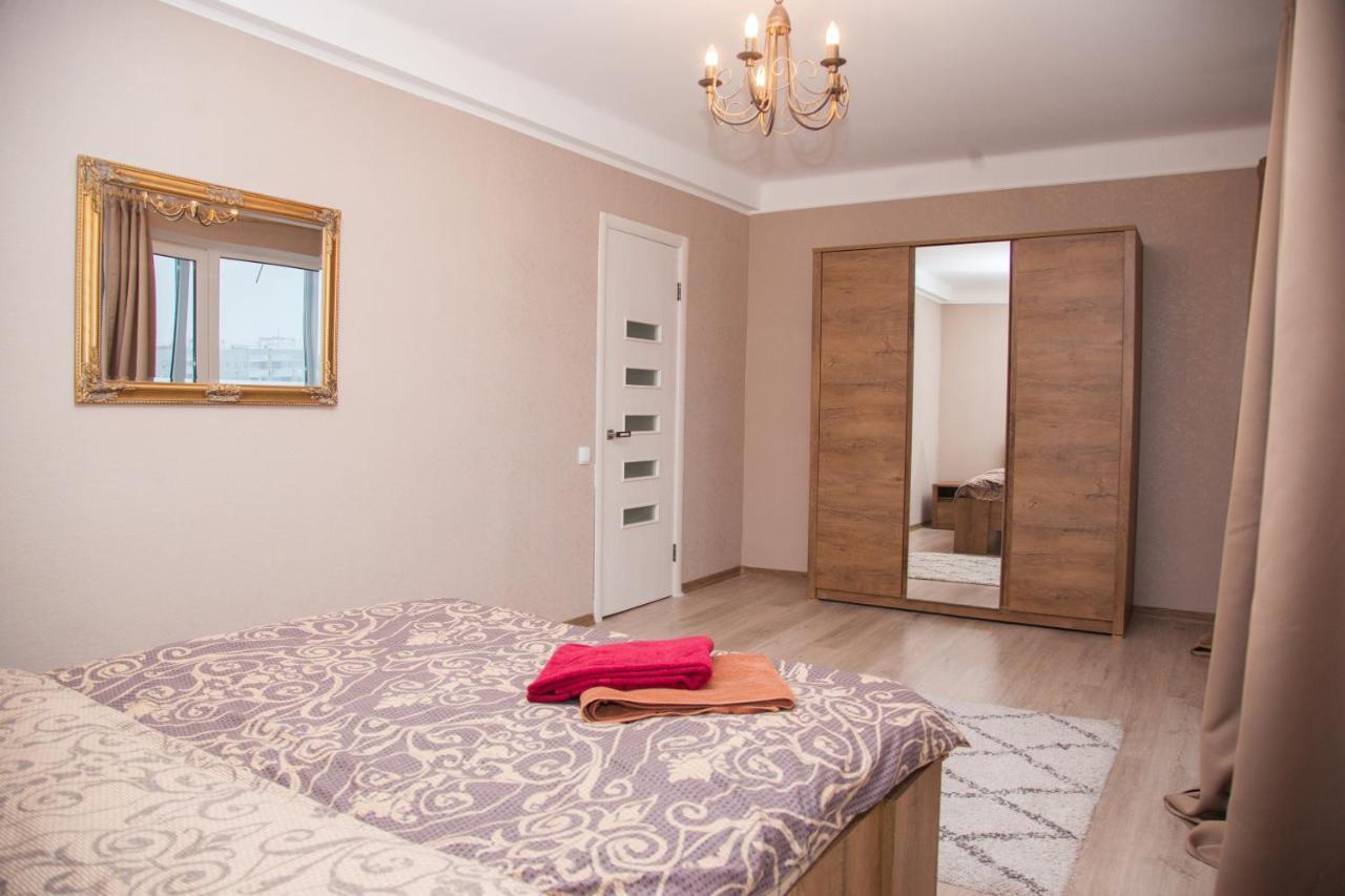 2 Rooms Luxury Apartment On Shkilna 34 Street Zaporizhia Luaran gambar